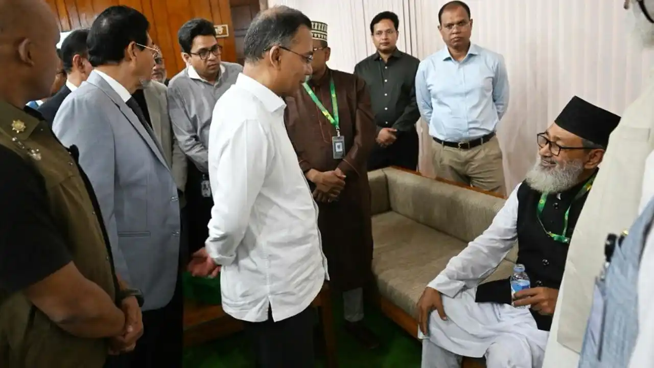 সংসদ সদস্য অসুস্থ হয়ে