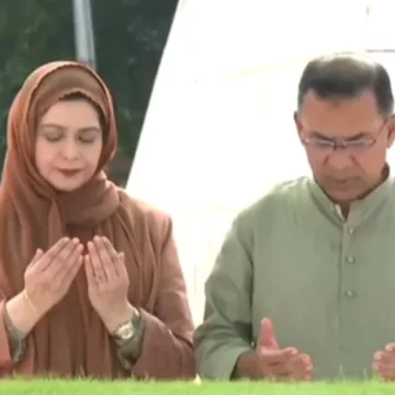 প্রধানমন্ত্রী তারেক রহমান বাবার