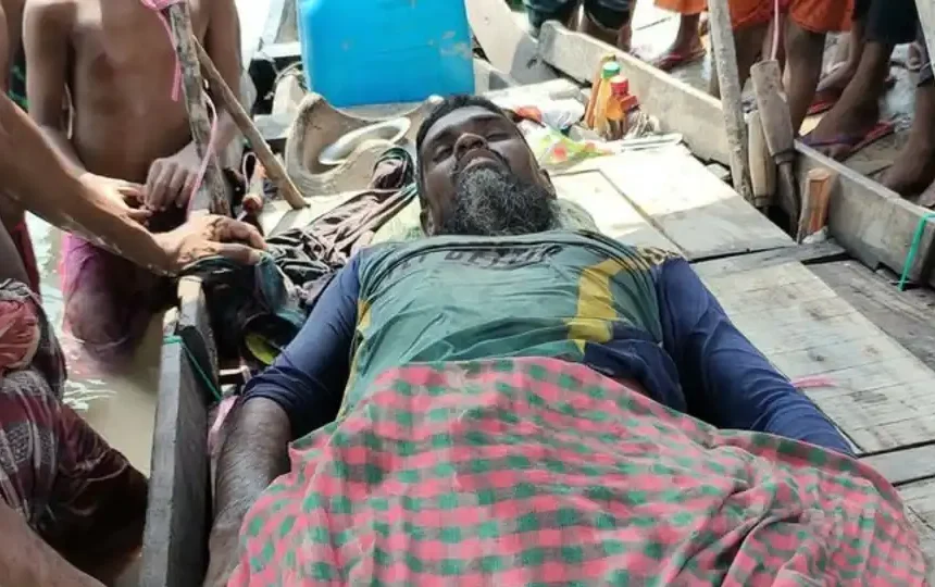 সুন্দরবনে বনবিভাগের গুলিতে জেলে