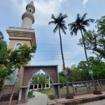 খুলনায় ঈদের প্রধান জামাত