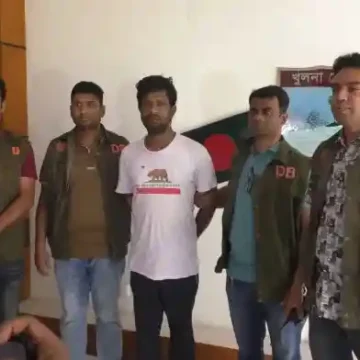যশোরের শীর্ষ সন্ত্রাসী কামরুল