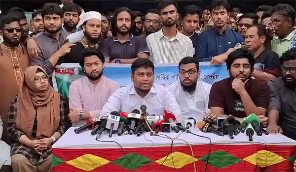 এনসিপি নেতা হাসনাত আবদুল্লাহ