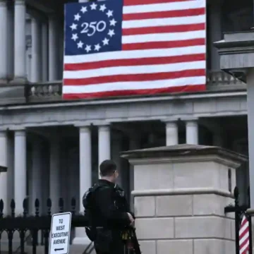 afp_20260523_b3v93gu_v1_highres_uspoliticscrimewhitehouse হোয়াইট হাউসে গুলিবর্ষণের ঘটনা