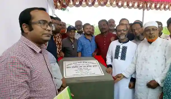 বাগেরহাট বধ্যভূমির আধুনিকায়ন কাজ শুরু হয়েছে।