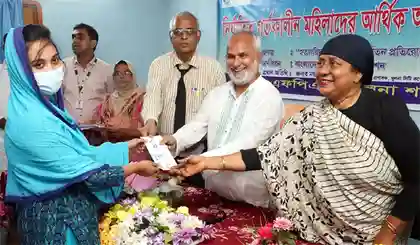 গর্ভকালীন দরিদ্র মায়েরা নানা