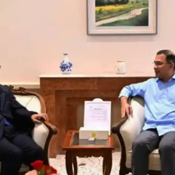 প্রধানমন্ত্রীর সঙ্গে এডিবির সাক্ষাৎ