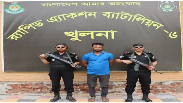 সোনাডাঙ্গার ট্রিপল মার্ডার মামলার প্রধান আসামি গ্রেফতার