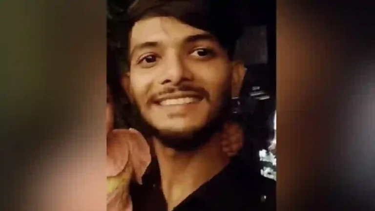 মোরেলগঞ্জে ফেসবুক লাইভে এসে যুবকের আত্মহত্যা
