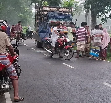 সখীপুরে সড়ক দুর্ঘটনা