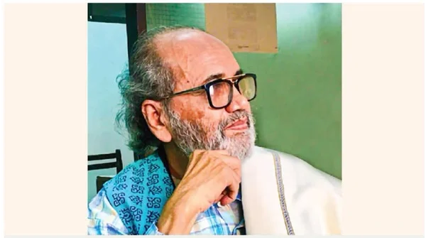 কবি আল মুজাহিদীর শেষ শ্রদ্ধা: শহীদ মিনারে মানুষের ঢল