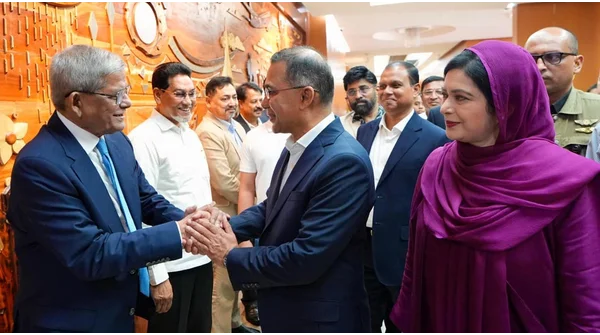 প্রধানমন্ত্রী তারেক রহমানের প্রথম বিদেশ সফর: ঢাকা ছাড়লেন, শ্রমবাজারে বড় চমক!