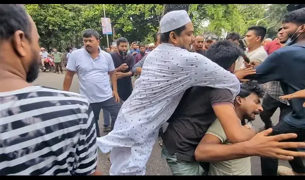 সাংবাদিকদের ওপর হামলায় জামায়াতের ৪ জন বহিষ্কার: উত্তেজনা