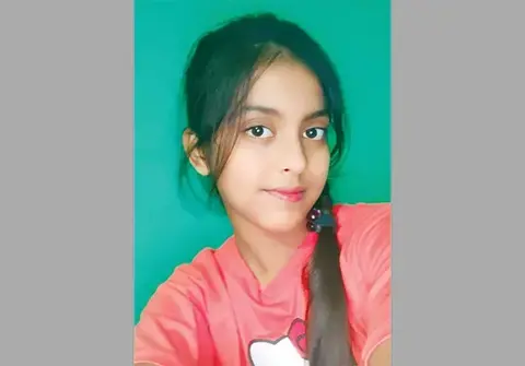 যশোরে স্কুলছাত্রী নিখোঁজ: ১২ দিনেও মেলেনি সন্ধান