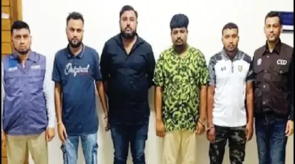 অনলাইন বেটিং: অবৈধ চক্রের ৪ সদস্য গ্রেপ্তার